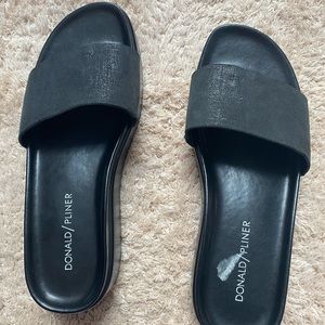 Donald Pliner sandals